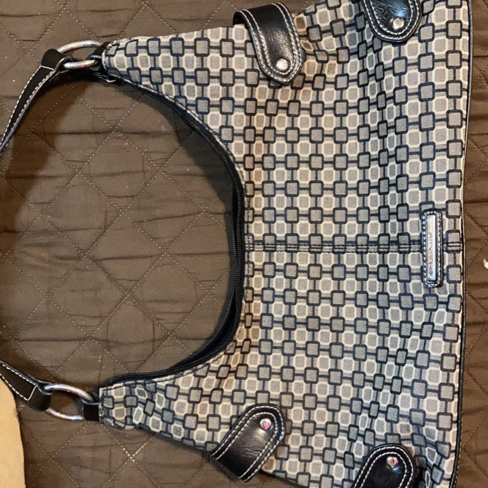 Purse in good condition